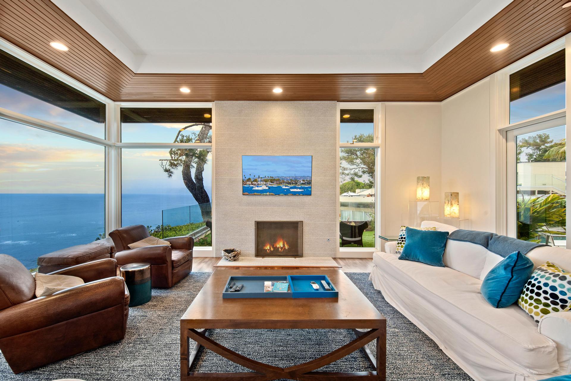 Ocean-view great room at Casa de Costa Paseo